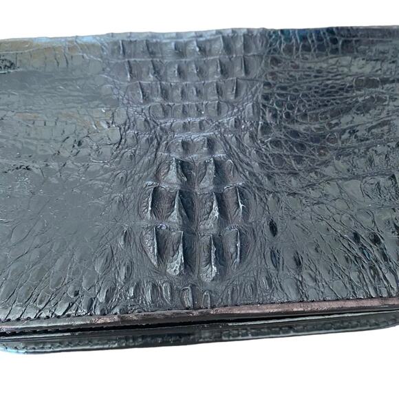 Vintage Crocodile Black Small Purse with Gold Tone Chain Singapore - Picture 2 of 7